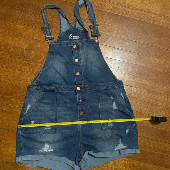 Overalls - Picture 4 of 6